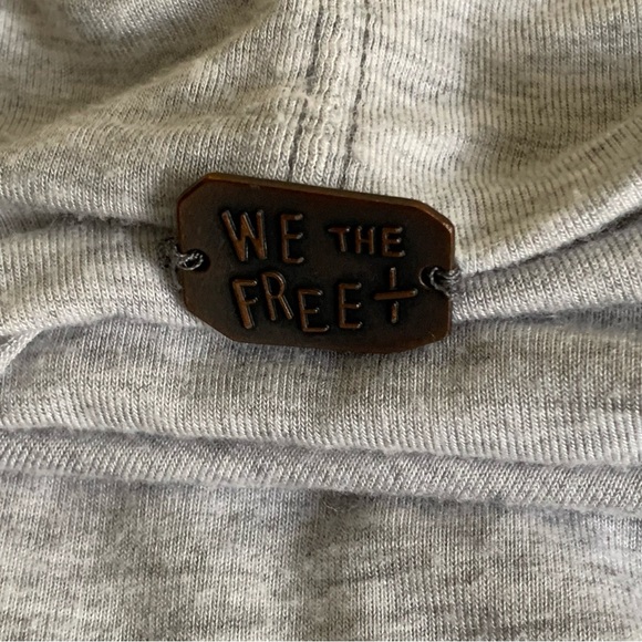 We The Free People Gray Luna Top Long Sleeve Wide Neck Split Sides Size XS? Sml? - Picture 8 of 11